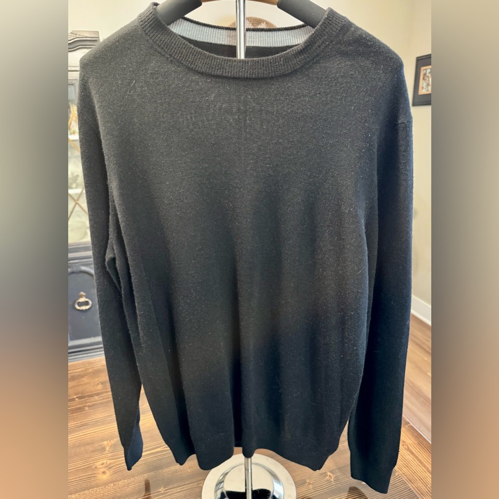 NEW Christian Lacroix 100% Merino Wool Super Soft Black Sweater Size M